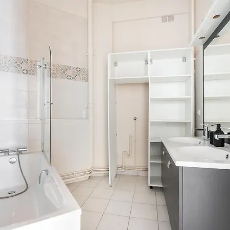 Luxurious Flat Rue De La Pompe Appartamento