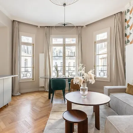 Luxurious Flat Rue De La Pompe * Parigi