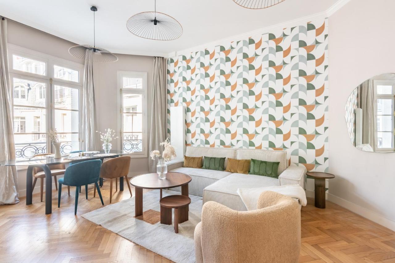 Luxurious Flat Rue De La Pompe *